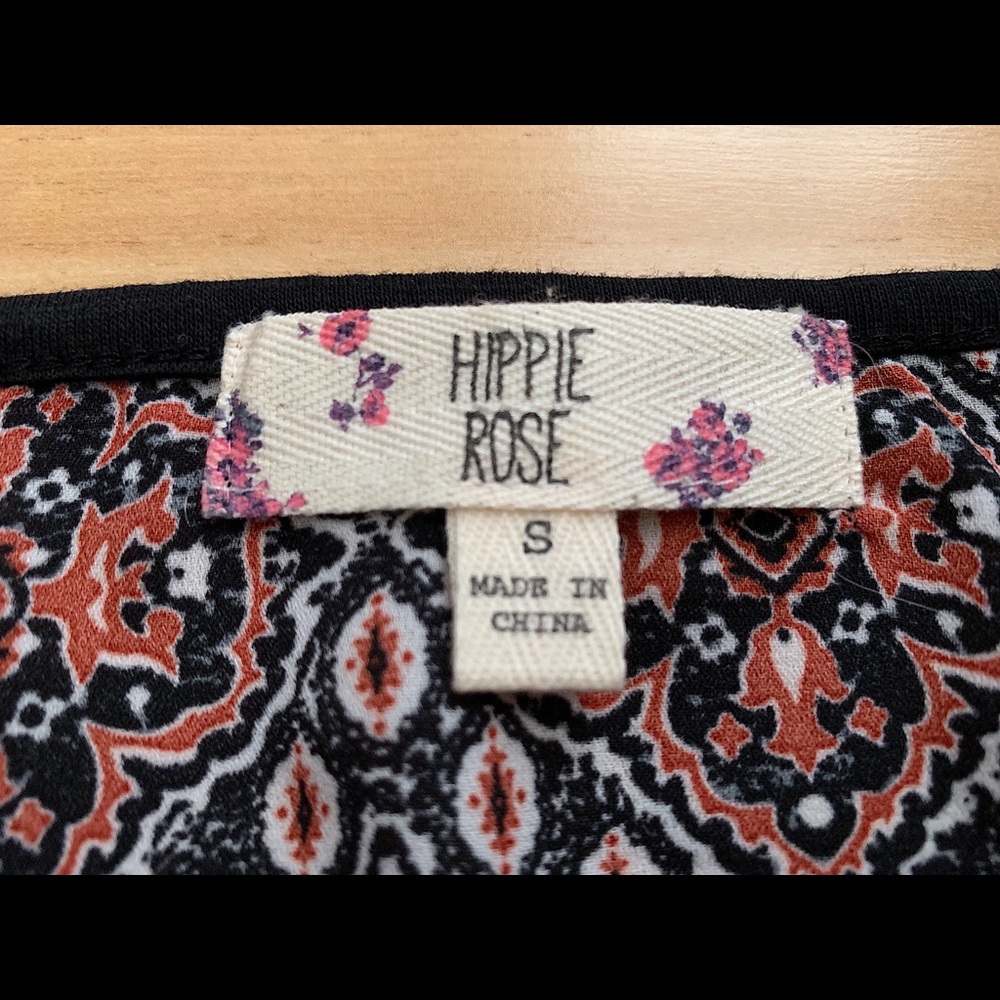 Pattern Shirt - Picture 2 of 3